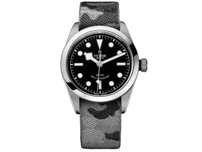 Best Mens Waterproof Watches For Summer