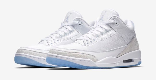 AIR JORDAN III triple white