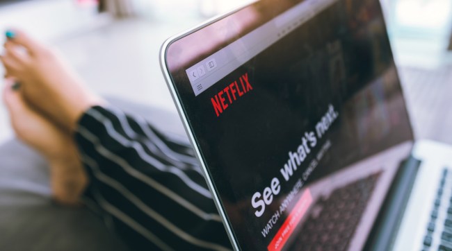 Netflix Smart Downloads Deleting User Reviews
