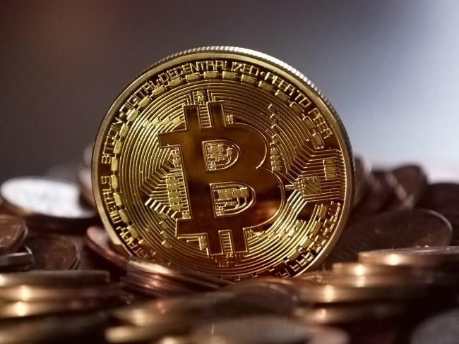bitcoin whale sell-off