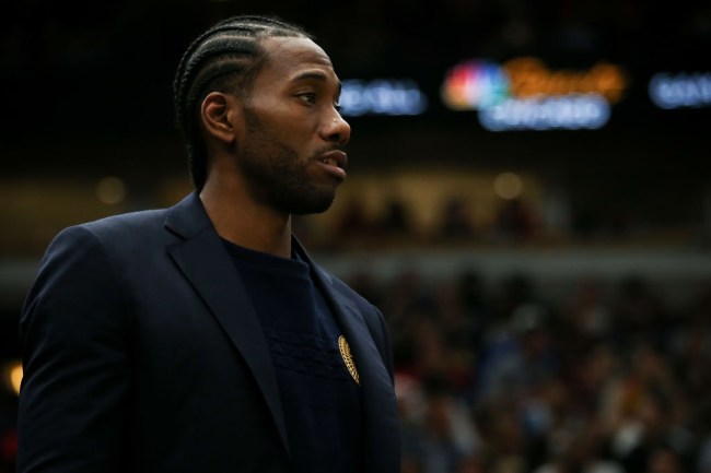kawhi leonard massive hands
