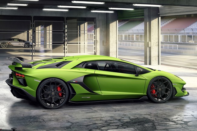2019 Lamborghini Aventador SVJ Coupe