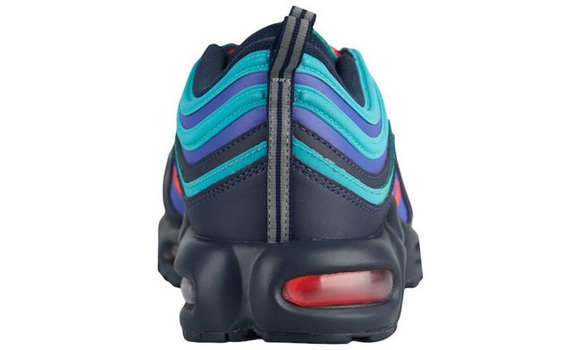 Nike Air Max Discover Your Air Pack