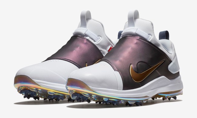 Nike Golf Tour Premiere metallic gold