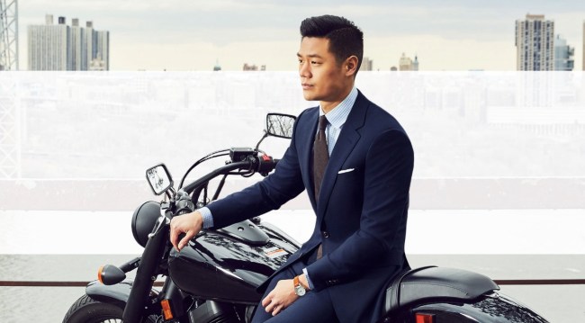 The Traveler Suit Black Lapel