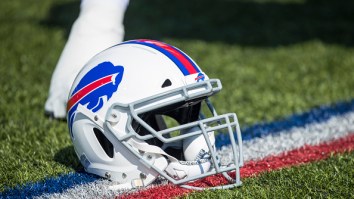 The Buffalo Bills Are So Bad That Vontae Davis Decided To Retire From Football Mid-Game Instead Of Playing Another Snap For Them