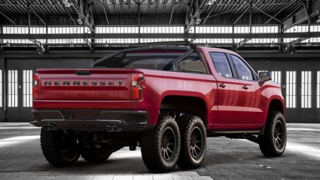2019 Hennessey Goliath 6×6 700-Horsepower Six-Wheeled Truck
