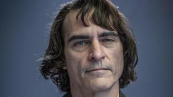 New Photo: Joaquin Phoenix As The Joker Looks Like A Birthday Party Clown Who Smells Like Marlboro Reds