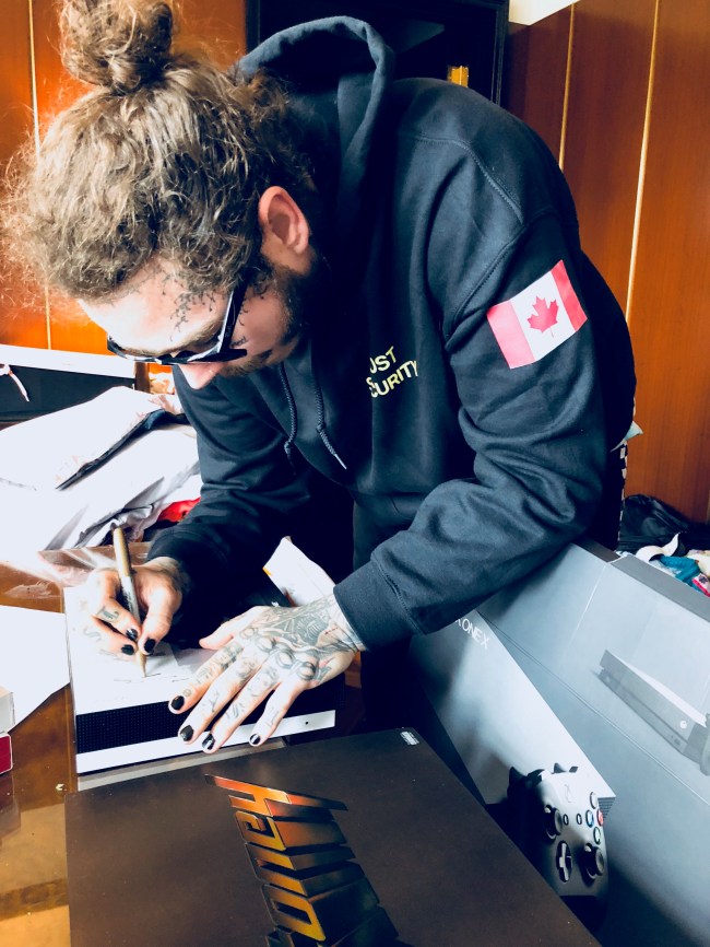 Post Malone_ConsoleSigning