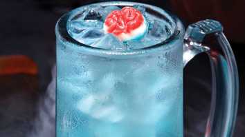 Applebee’s Will Be Selling $1 Zombie Cocktails The Entire Month Of October And Halloween Is Officially Lit