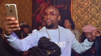 Floyd Mayweather Flew His Private Jet To Iceland For The Sole Purpose Of Posting About It On Instagram