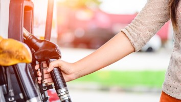 BROS OF THE WEEK: Men Help Woman Who Was Paying For Gas In Pennies, Find Out Her Husband Just Died
