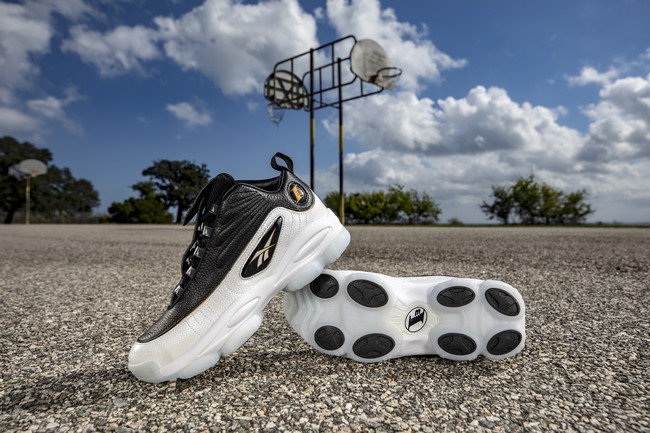 Reebok Iverson Legacy Sneakers ComplexCon