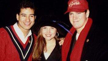 Whoa… Kelly Kapowski Almost Played Rachel Green On ‘Friends’ Instead Of Jennifer Aniston