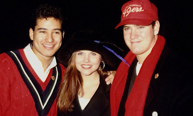 Tiffani Thiessen Almost Played Rachel Friends