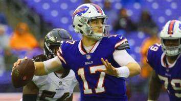 Ex-NFL QBs Kurt Warner And Dan Orlovsky Got Into The Nerdiest Football Debate About Josh Allen On Twitter