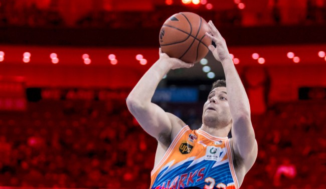 Jimmer Fredette Scores 75 Points Chinese League Video
