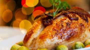 Flying For Thanksgiving? These Are The Foods You Can And Can’t Get Through Security With