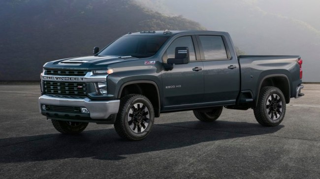 2020-chevy-silverado-hd