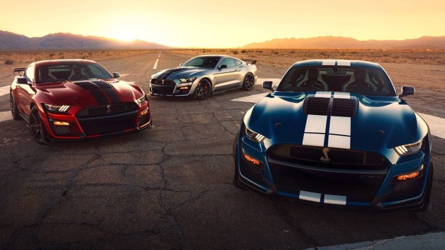 2020-ford-mustang-shelby-gt500-photos