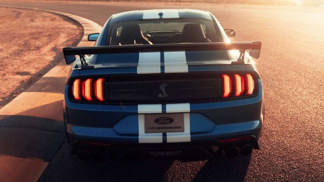 2020-ford-mustang-shelby-gt500-photos