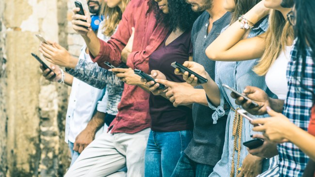 social media addiciton