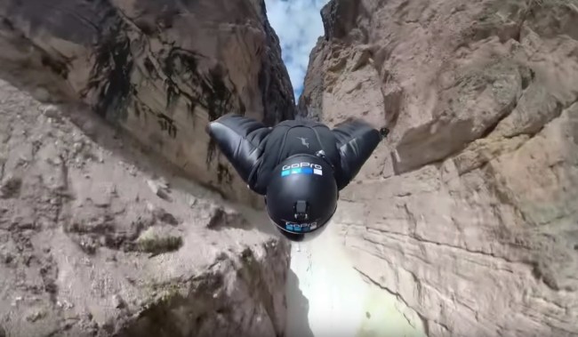 Jeb Corliss wingsuit