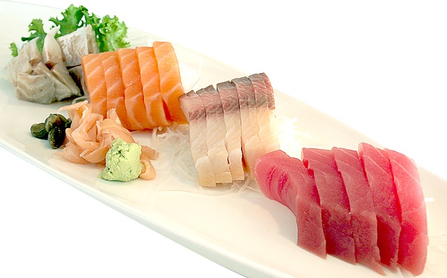 tuna sushi