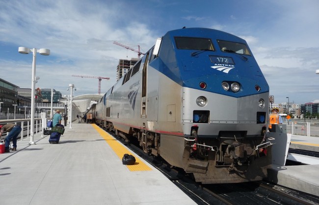 amtrak train stranded oregon