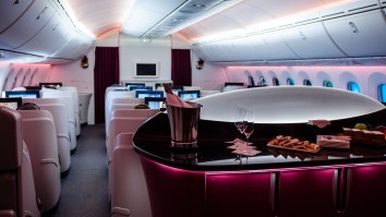 This Frequent Globe Trotter’s Travel Tips Are Clutch For Surviving Long Flights Without Miserable Jet Lag