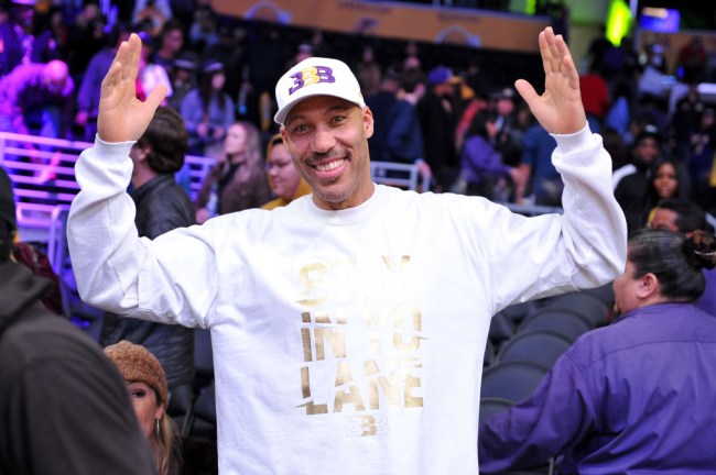 lavar ball lakers head coach odds