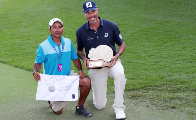 Matt Kuchar Defends The Tip He Gave His Caddie After Winning 1-3M