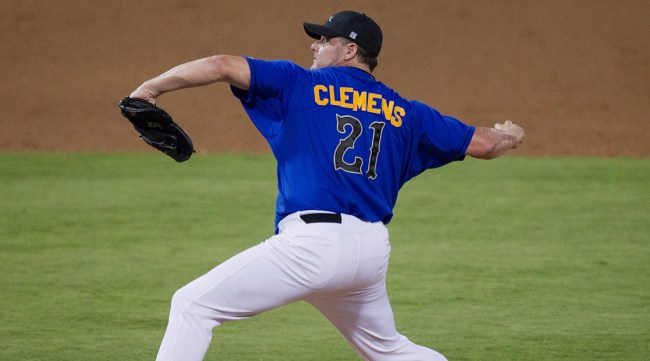 Roger Clemens Pitched Inning In Texas Alumni Game