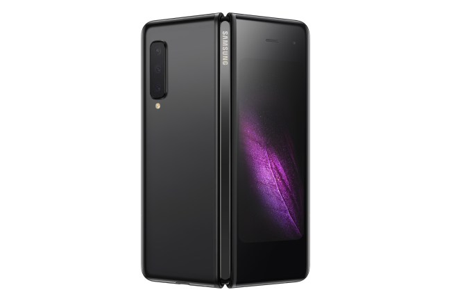 samsung galaxy fold smartphone photos