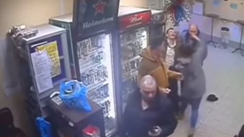 Woman Teaches Bully A Powerful Lesson (And I Mean Powerful)