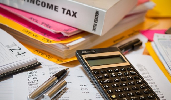 Congress To Ban IRS From Letting You File Taxes Online For Free