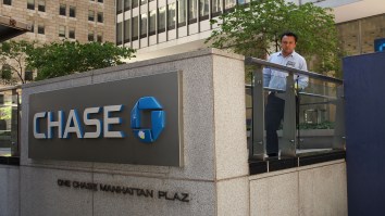 Chase Bank Tells Its Customers To Stop Being Poor In A Deleted Tweet That Enraged The Internet