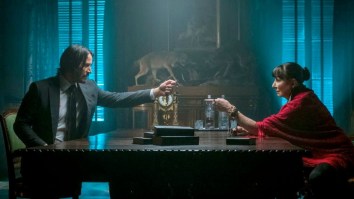 ‘John Wick 3’ Star Anjelica Huston Rips Bill Murray, Robert De Niro, Oprah – Talks About Jack Nicholson’s Cocaine Habit