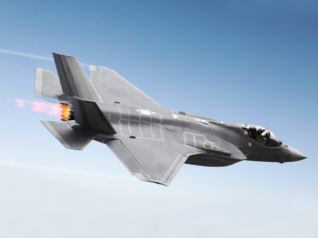 Luke Air Force Base officials say F-35 pilots did not make photo of "penis contrail" but the internet believes it was a sky penis.