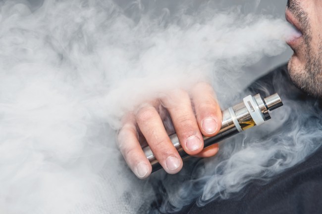 Florida man gets drunk and vapes on Spirit Airlines flight and the passenger gets banned for life.