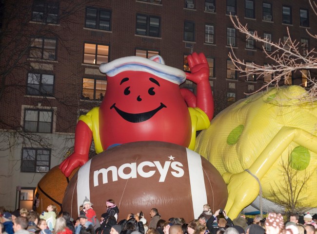 Macy's balloon inflation