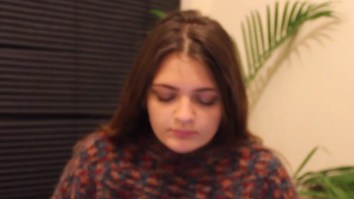 Woman Pays Her Way Through College By Selling Videos Of Her Sneezing