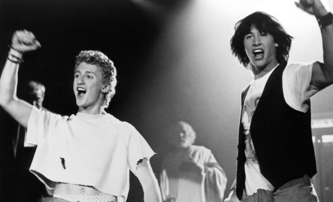 Alex Winter BTS Pic Of Bill and Ted 3 Keanu Reeves Shaved His Beard