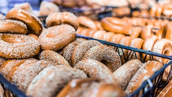A New Video Of The Viral ‘Bagel Boss Breakdown’ Has Been Released That Shows What Happened After The Short Man Got Buried