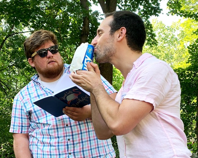 man marries keystone light can