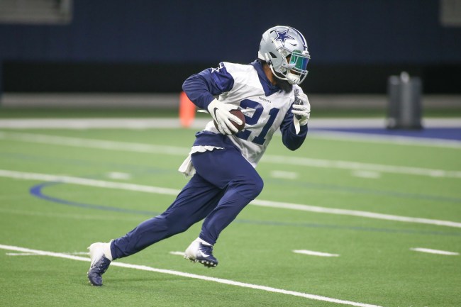 ESPN's Ed Werder reports the Dallas Cowboys have extended an offer to Ezekiel Elliott that would make him on of highest paid RBs in the NFL