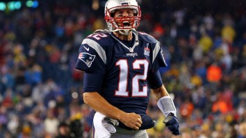 Tom Brady Presents Mike Vrabel With A Tiny Condescending Trophy To Commemorate Titans Victory Of The Patriots Last Season