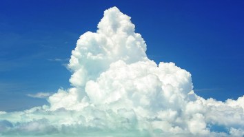 Popular Instagram Travel Influencer Gets Roasted For Adding Fake Clouds To Her Pictures, She Responds