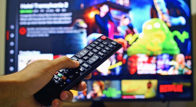 Netflix Created A Formal Binge-Watching Contract To Save Relationships