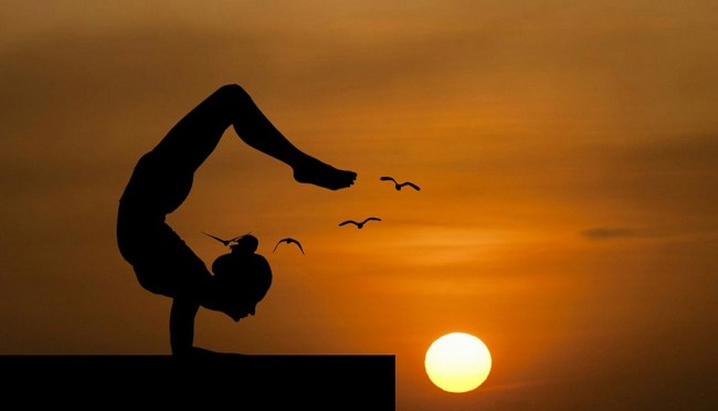 Woman Survives 80-Foot Fall While Attempting Yoga Pose On Balcony